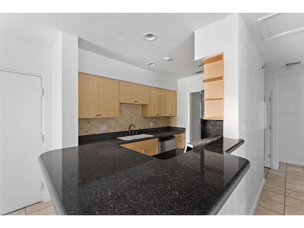 3753 46th Avenue S #10 Saint Petersburg FL 33711 TB8381359 image12