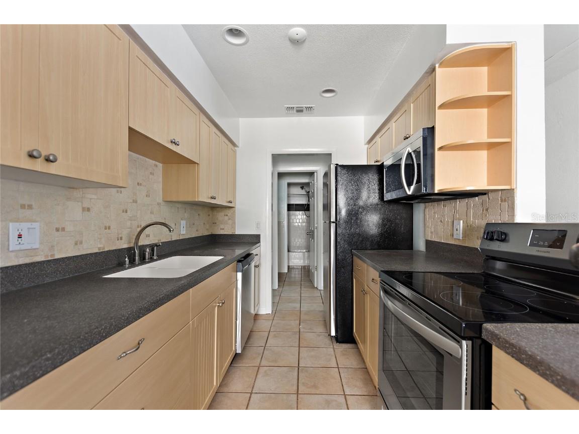 3753 46th Avenue S #10 Saint Petersburg FL 33711 TB8404627 image12