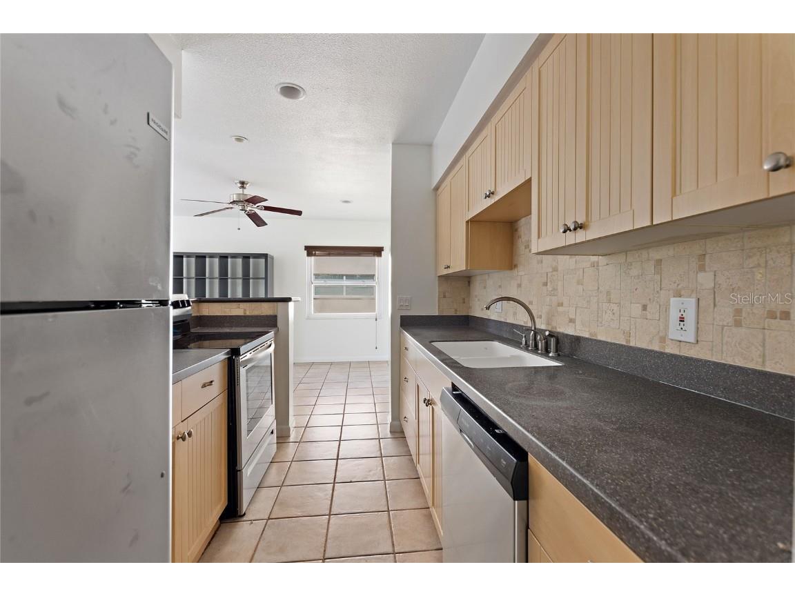 3753 46th Avenue S #10 Saint Petersburg FL 33711 TB8404627 image14