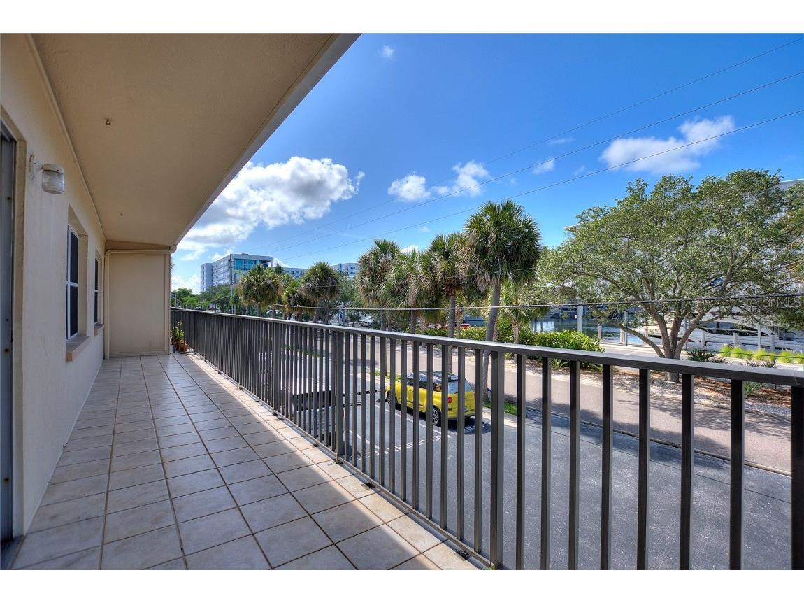 3753 46th Avenue S #10 Saint Petersburg FL 33711 TB8404627 image25