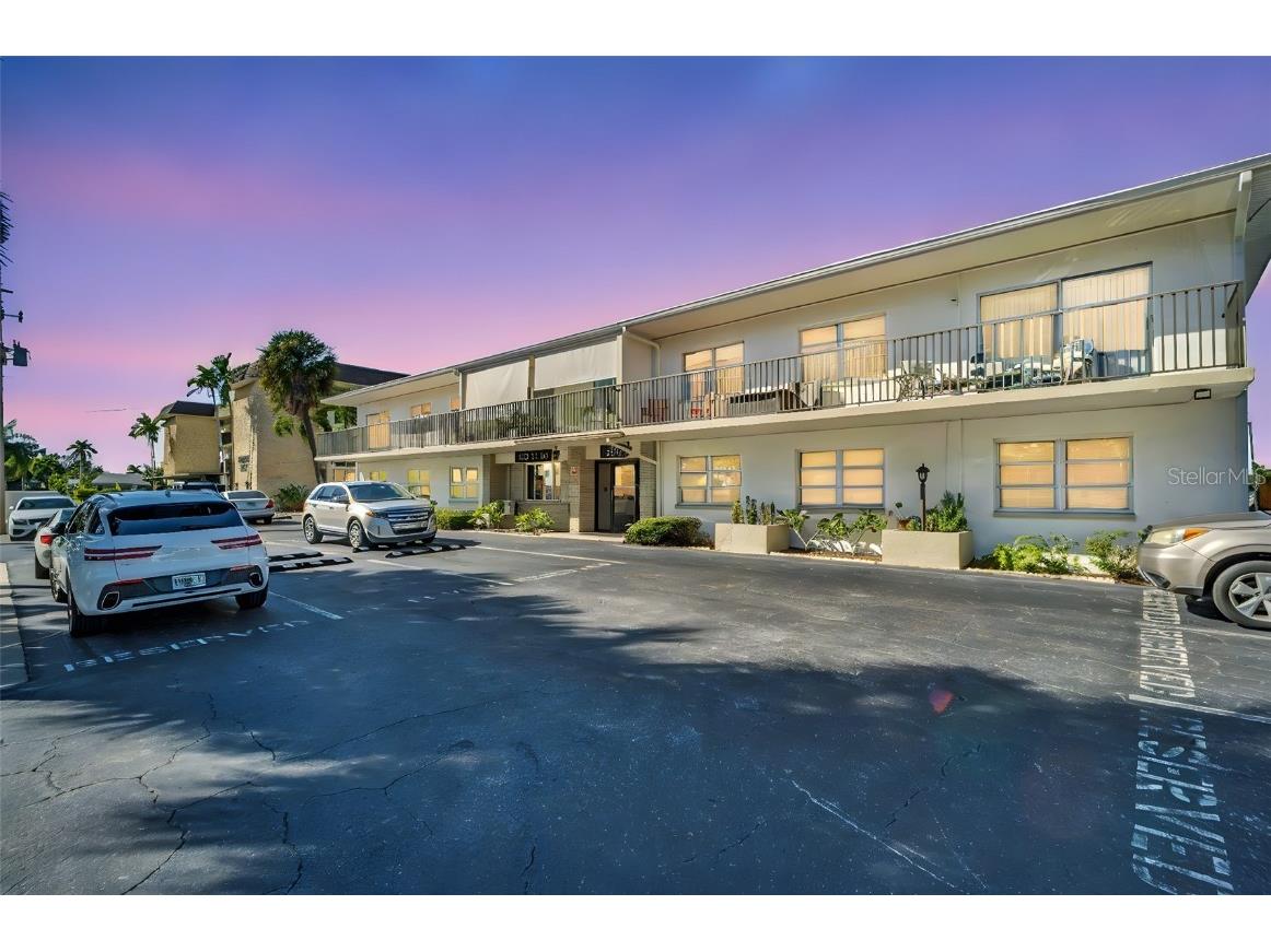 3753 46th Avenue S #6 Saint Petersburg FL 33711 TB8438806 image1