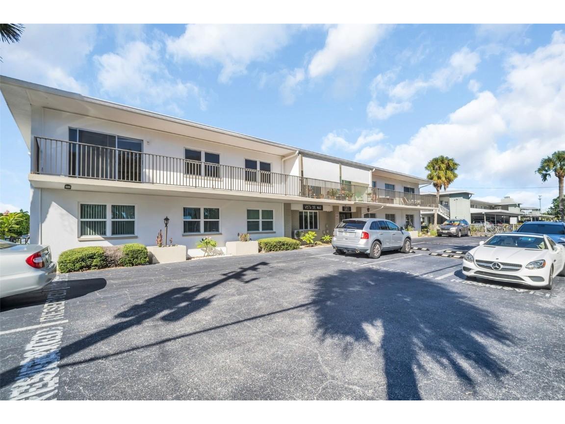 3753 46th Avenue S #6 Saint Petersburg FL 33711 TB8438806 image36