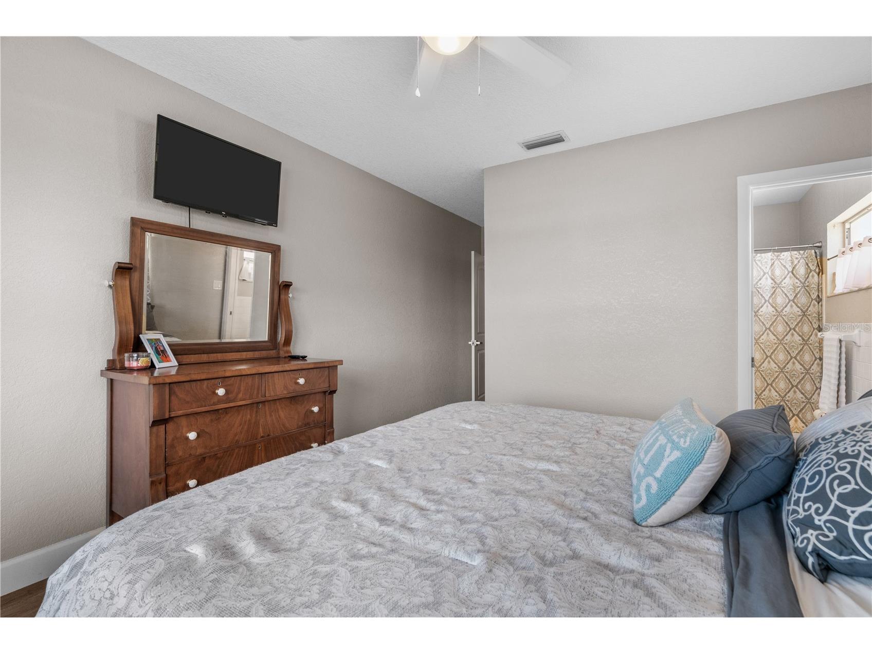 3753 46th Avenue S #6 Saint Petersburg FL 33711 TB8484629 image10