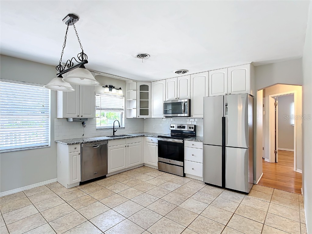 3753 Benson Avenue N Saint Petersburg FL 33713 O6364356 image8