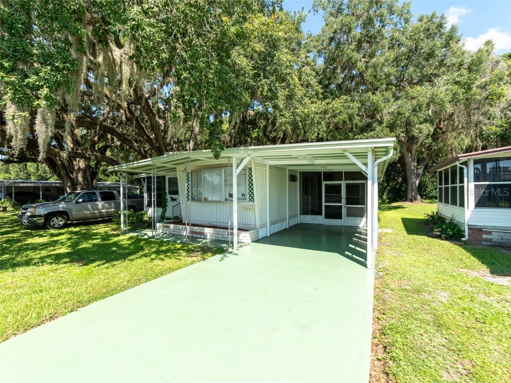 3753 Muller Drive Zephyrhills FL 33540 TB8401096 image2