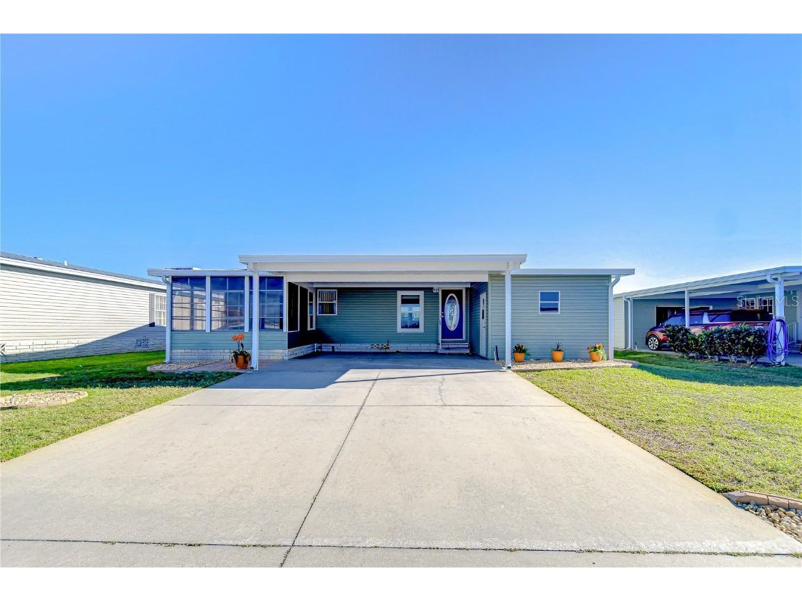 37530 Corey Lewis Avenue Zephyrhills FL 33541 TB8361730 image1