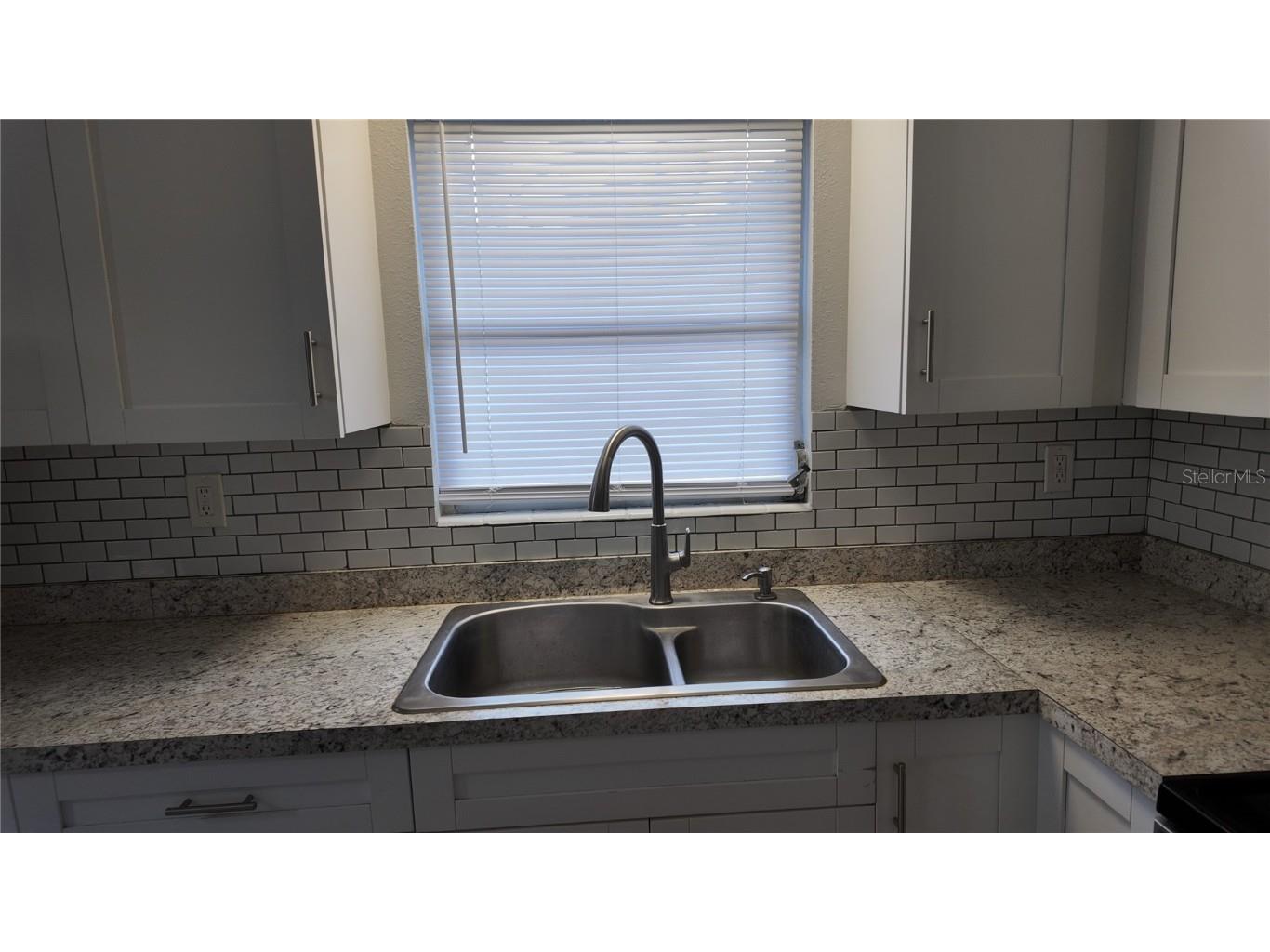 37530 Ferris Avenue Zephyrhills FL 33542 TB8452989 image4