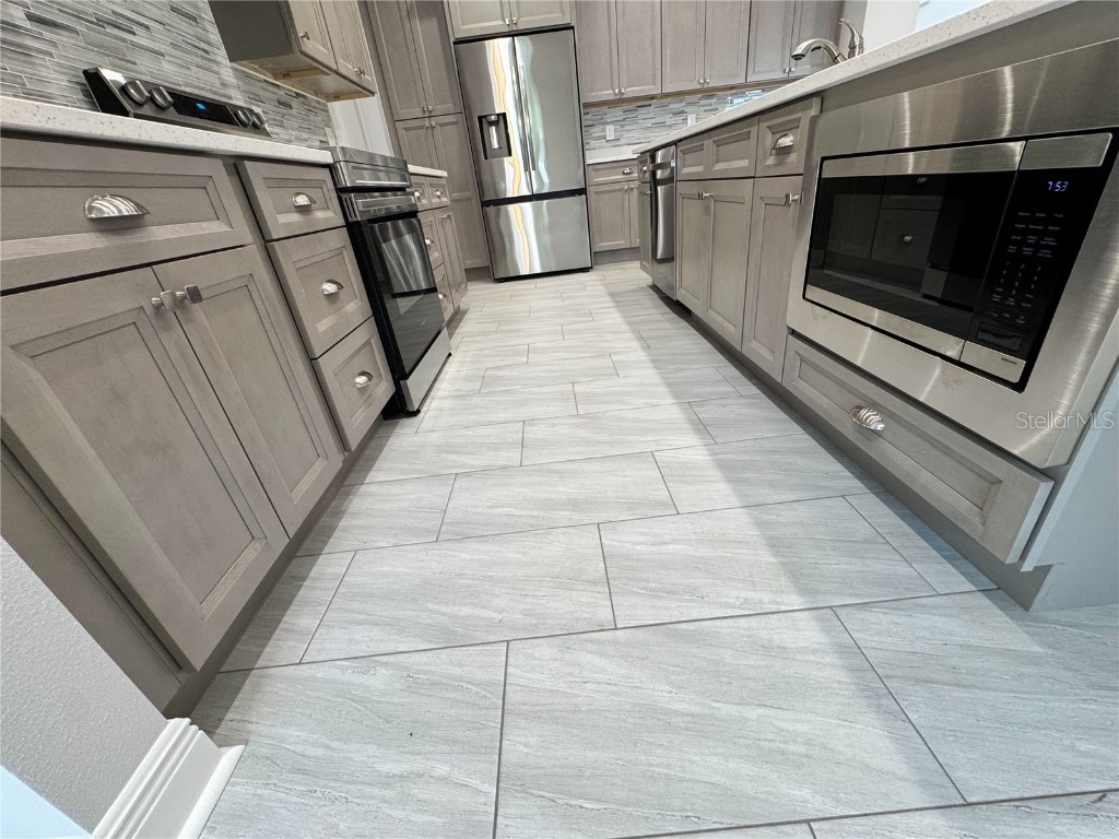 37533 Teri Court Dade City FL 33525 TB8379684 image35