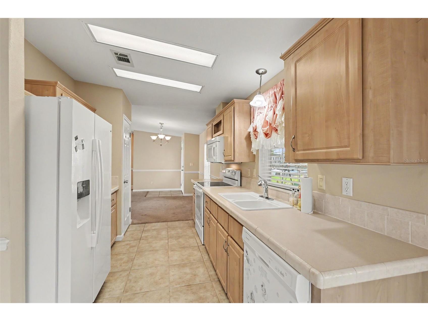 37536 Gill Avenue Zephyrhills FL 33541 O6416679 image10