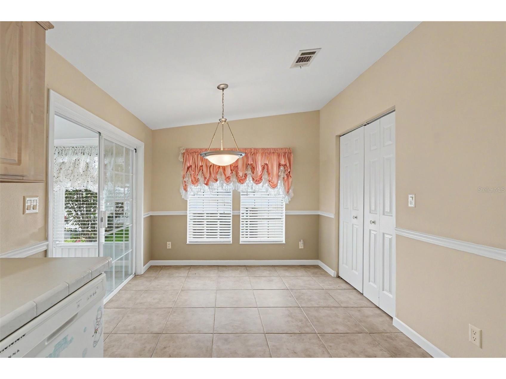 37536 Gill Avenue Zephyrhills FL 33541 O6416679 image12