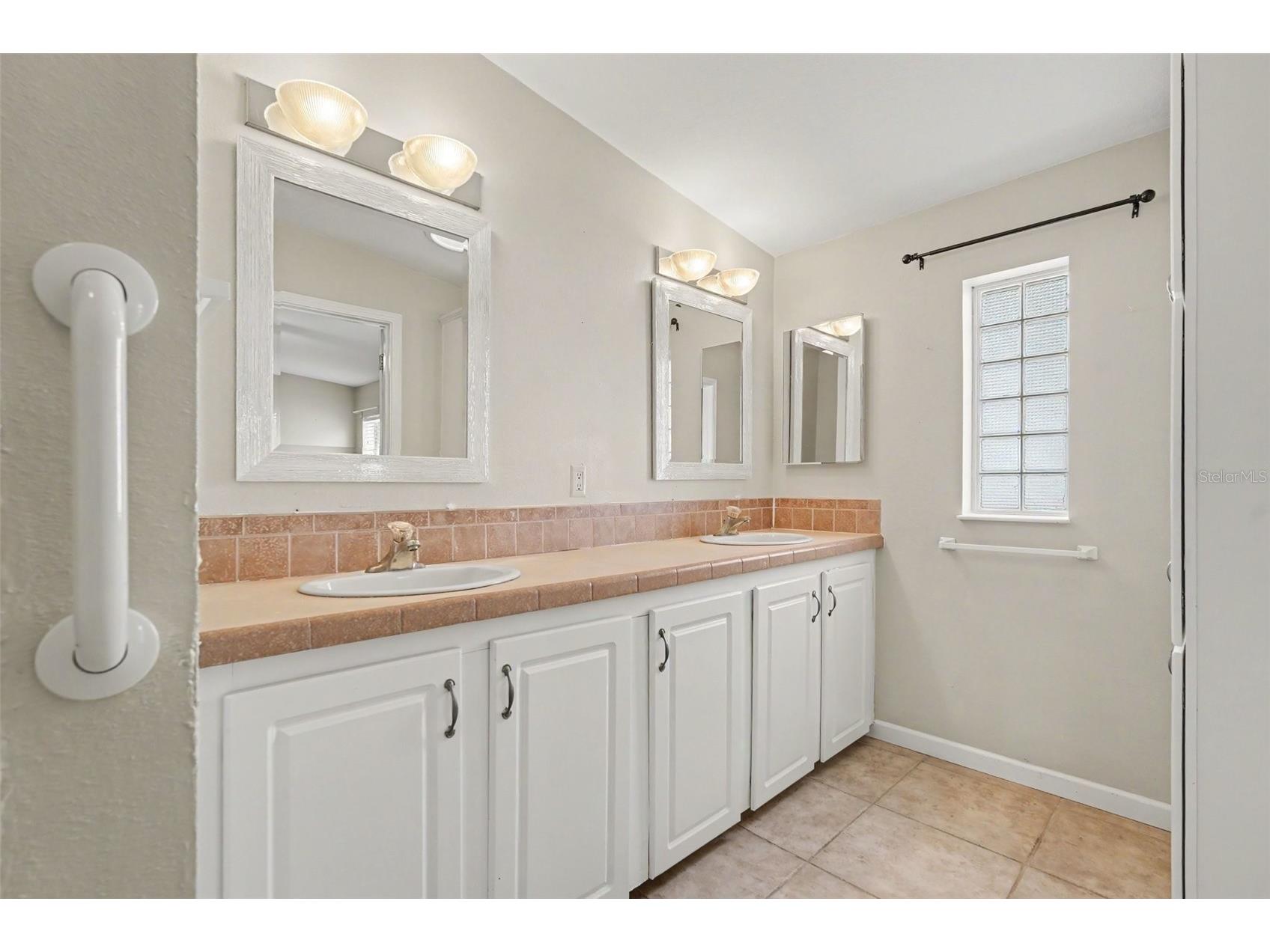 37536 Gill Avenue Zephyrhills FL 33541 O6416679 image18