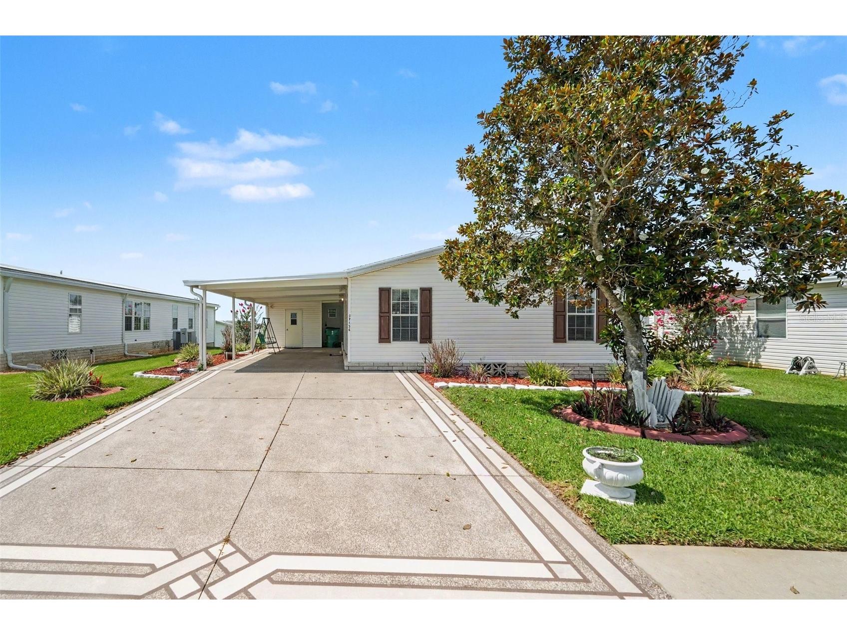 37536 Gill Avenue Zephyrhills FL 33541 O6416679 image2