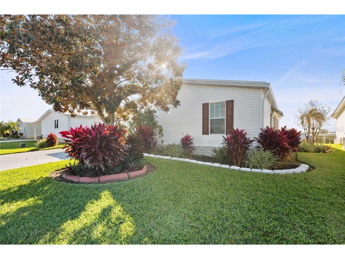 37536 Gill Avenue Zephyrhills FL 33541 TB8457810 image3