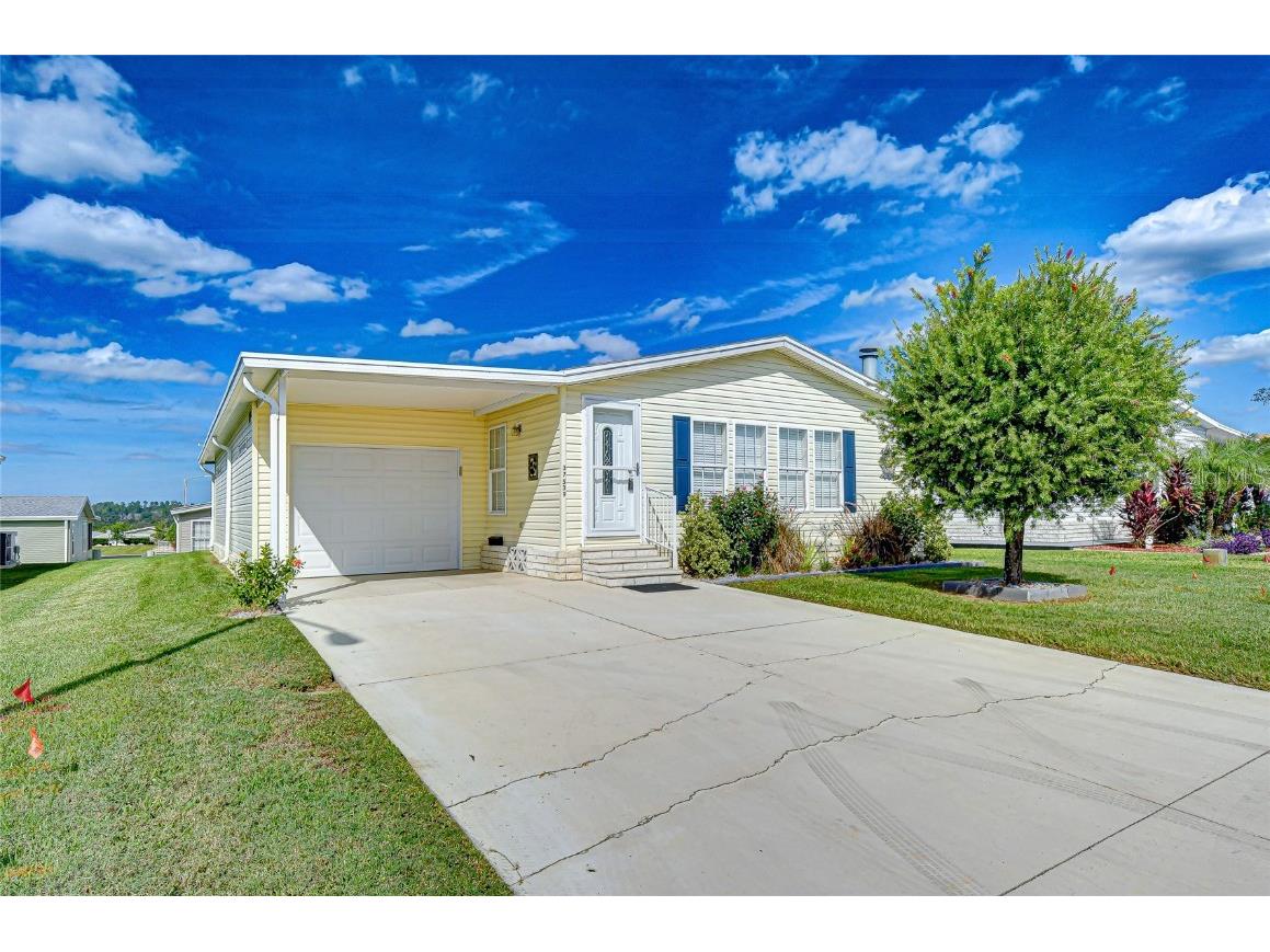 37539 Gill Avenue Zephyrhills FL 33541 TB8441343 image1