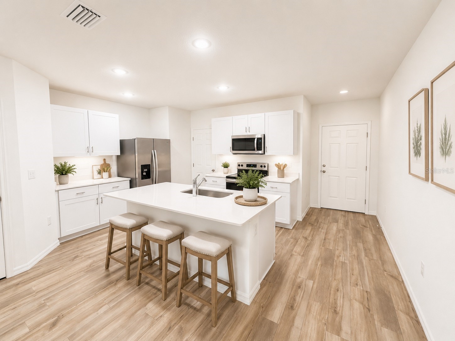 3754 King Hill Drive Haines City FL 33844 V4949223 image2