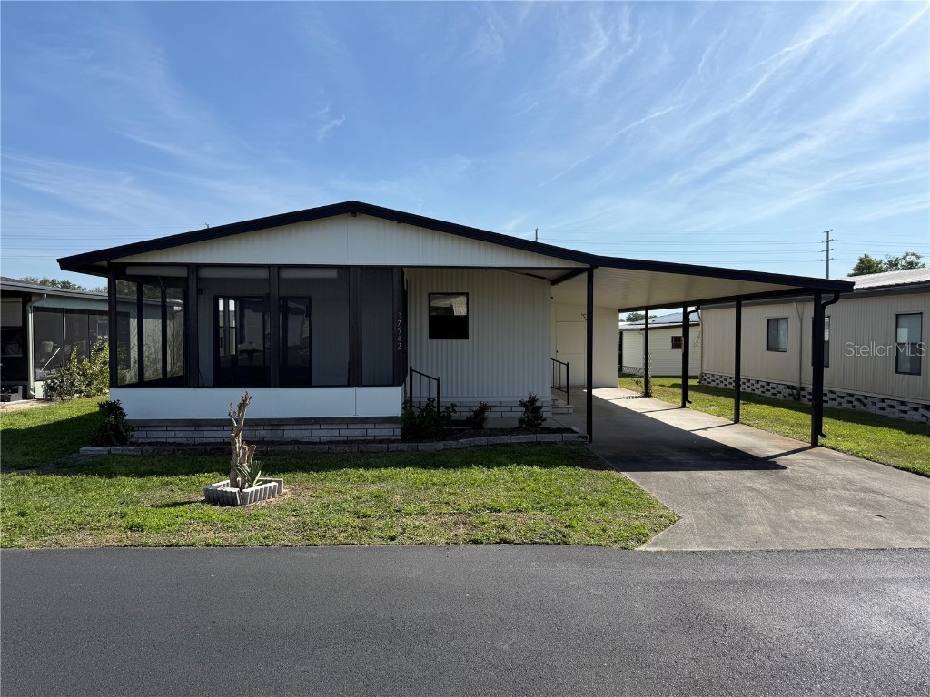 37542 Pinata Avenue Zephyrhills FL 33541 TB8362752 image1