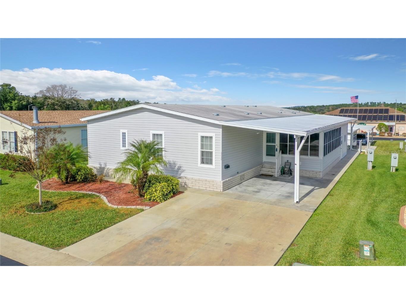 37545 Gill Avenue Zephyrhills FL 33541 W7851518 image1