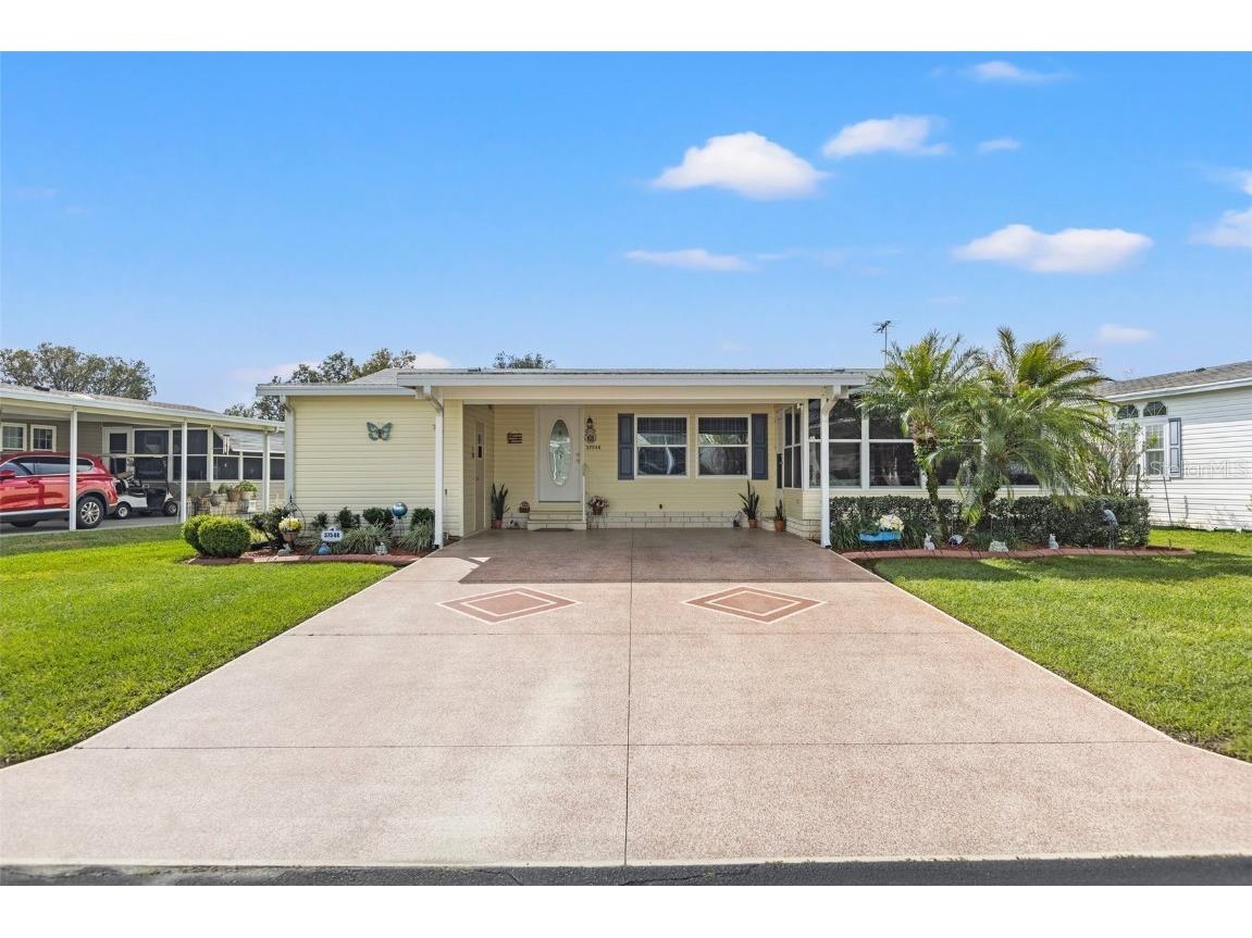37548 Neukom Avenue Zephyrhills FL 33541 T3428466 image1