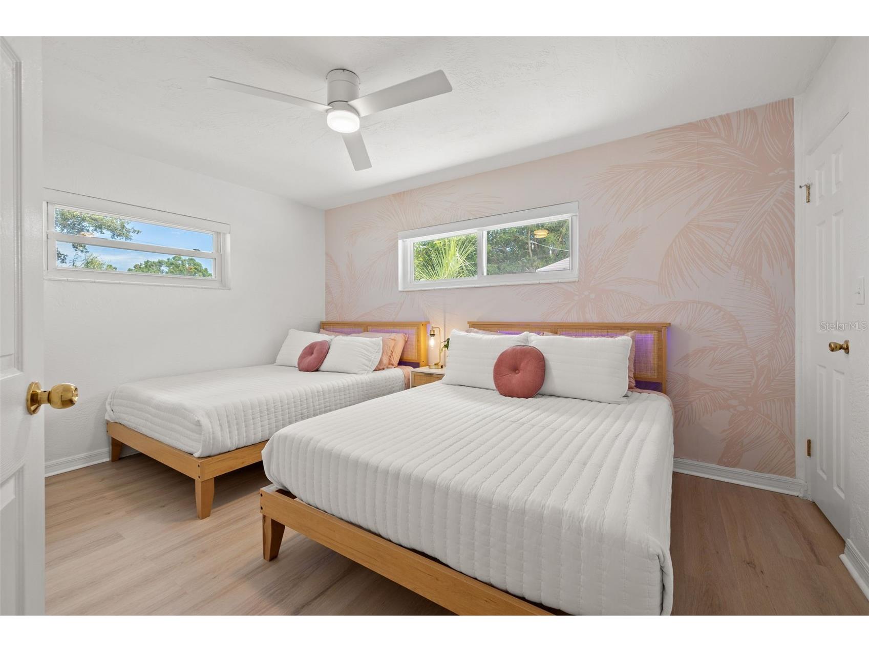 3755 Beach Drive SE Saint Petersburg FL 33705 A4690820 image17