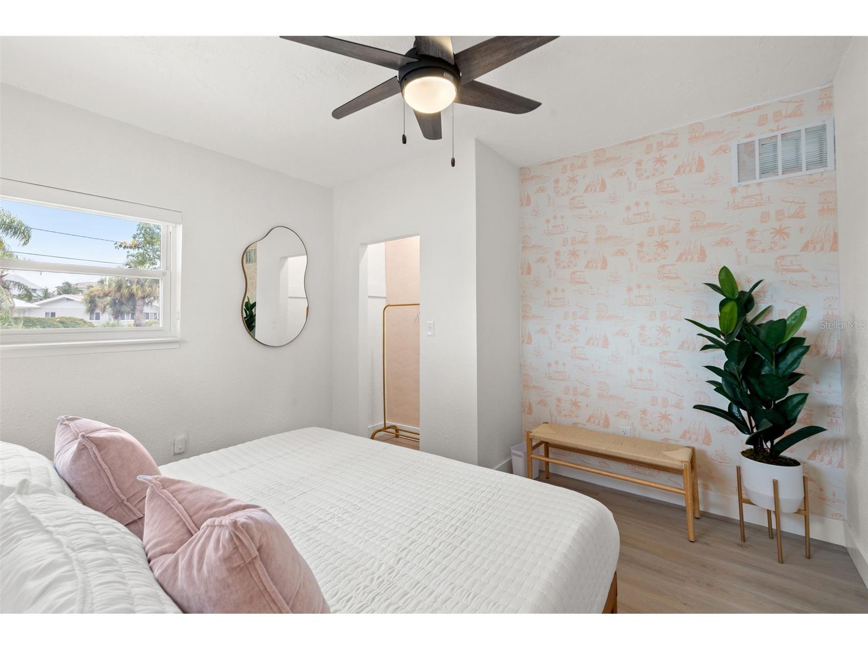 3755 Beach Drive SE Saint Petersburg FL 33705 A4690820 image28