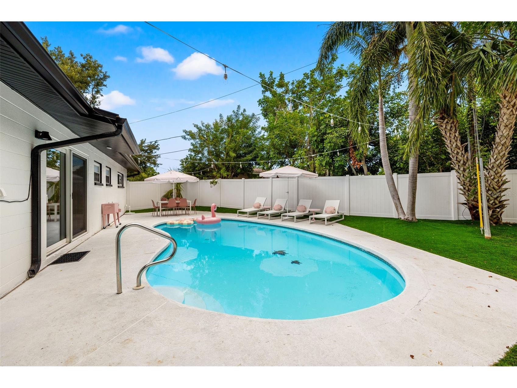 3755 Beach Drive SE Saint Petersburg FL 33705 A4690820 image31