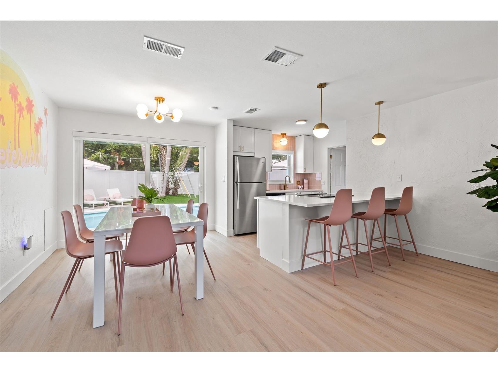 3755 Beach Drive SE Saint Petersburg FL 33705 A4690820 image6