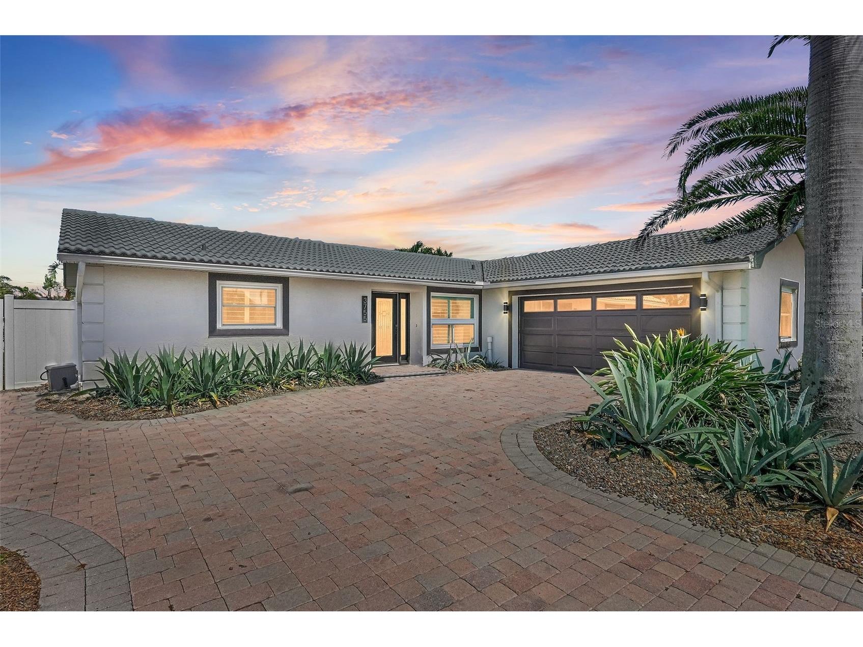 3755 Belle Vista Drive E Saint Pete Beach FL 33706 TB8483227 image1