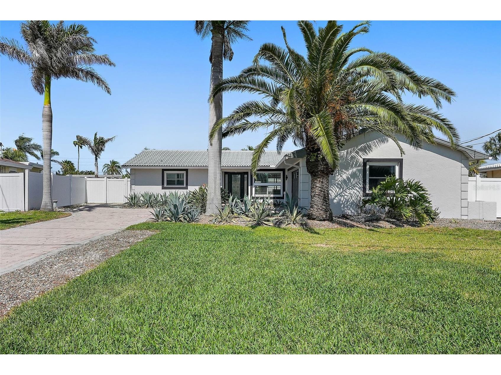 3755 Belle Vista Drive E Saint Pete Beach FL 33706 TB8483227 image32