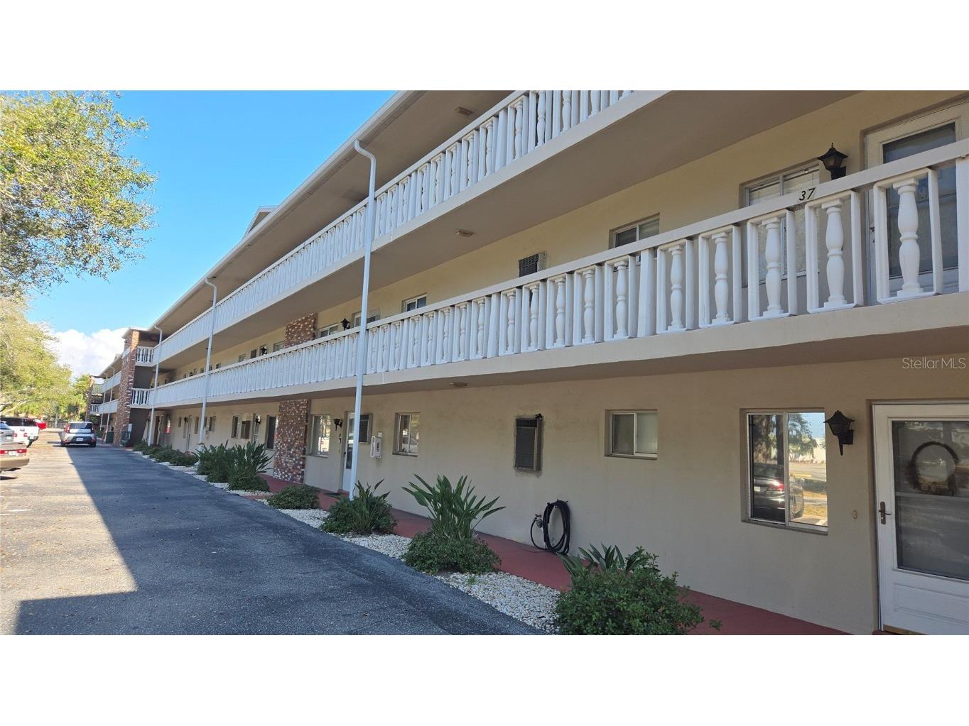 3755 S School Avenue #42 Sarasota FL 34239 A4673132 image1