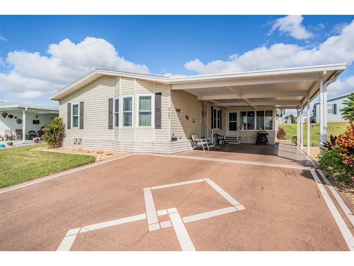 37551 Lilly Bea Avenue Zephyrhills FL 33541 T3482643 image1