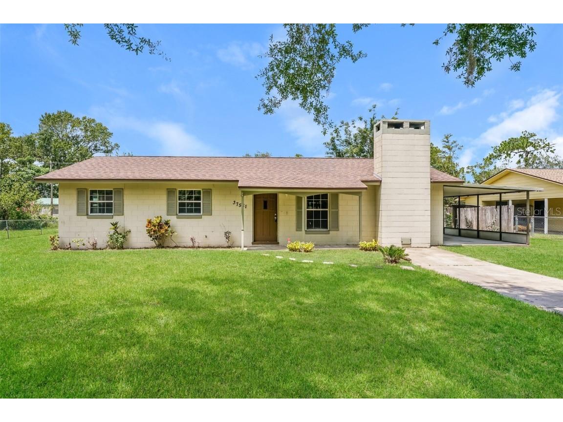 37551 Michigan Avenue Umatilla FL 32784 O6124780 image1