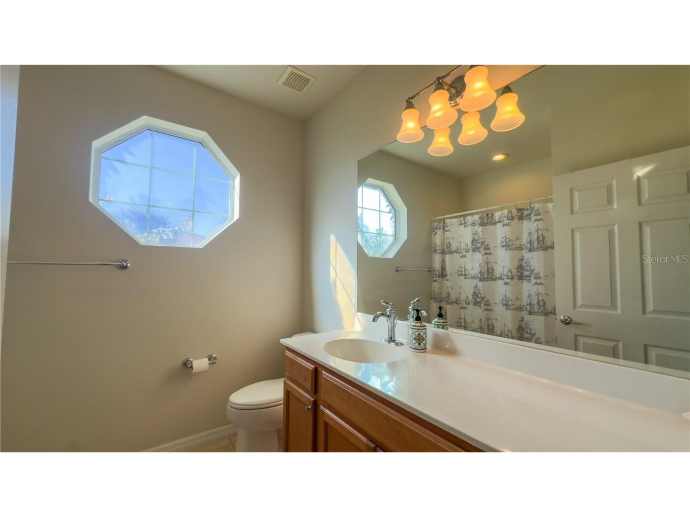 3756 82nd Avenue Circle E #101 Sarasota FL 34243 A4665659 image22