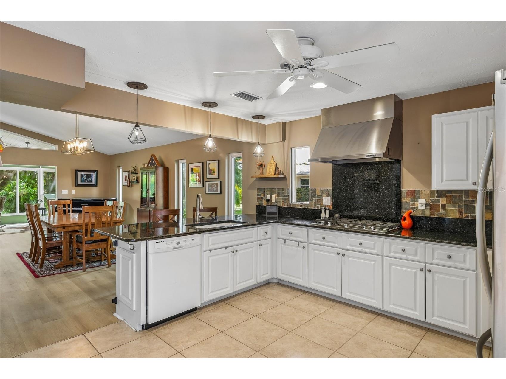 3757 Countryside Road Sarasota FL 34233 A4692427 image4