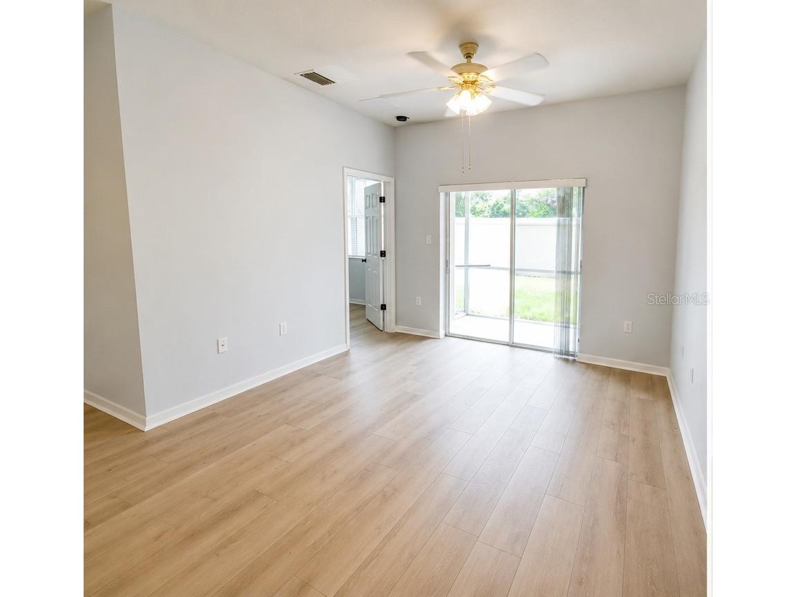 3757 Parkridge Circle #5-106 Sarasota FL 34243 R4911456 image3