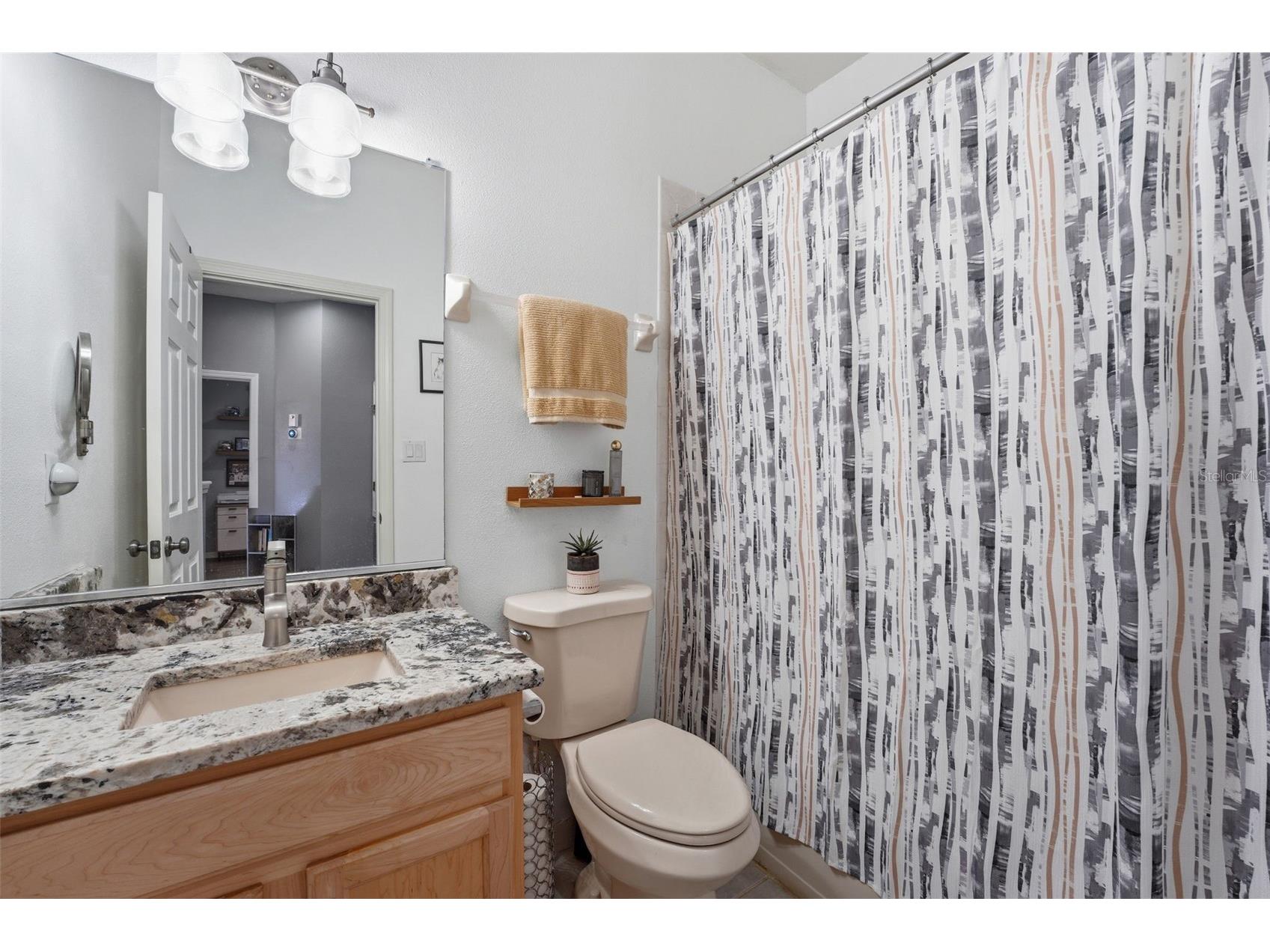 3758 Parkridge Circle #24-201 Sarasota FL 34243 A4685805 image31