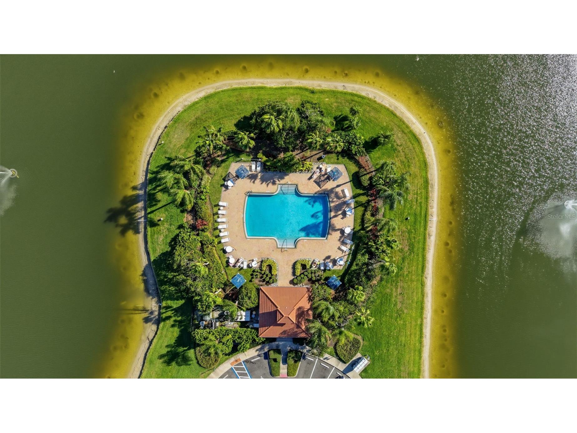 3758 Parkridge Circle #24-201 Sarasota FL 34243 A4685805 image35