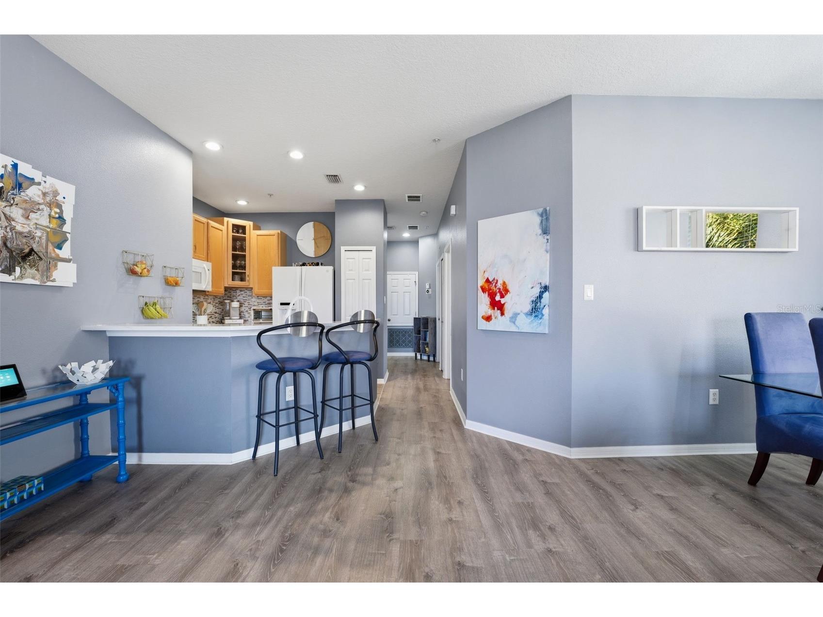 3758 Parkridge Circle #24-201 Sarasota FL 34243 A4685805 image7