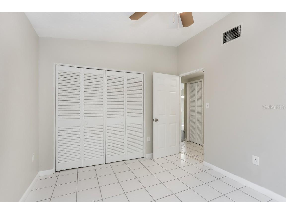 3759 Saint Charles Circle Sarasota FL 34233 O6235318 image12