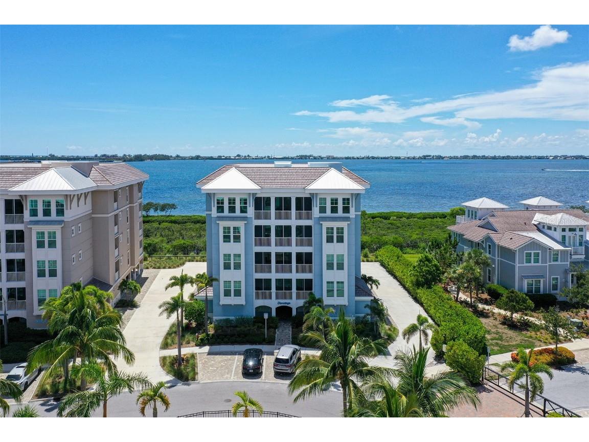 376 Aruba Circle #102 Bradenton FL 34209 A4576367 image1