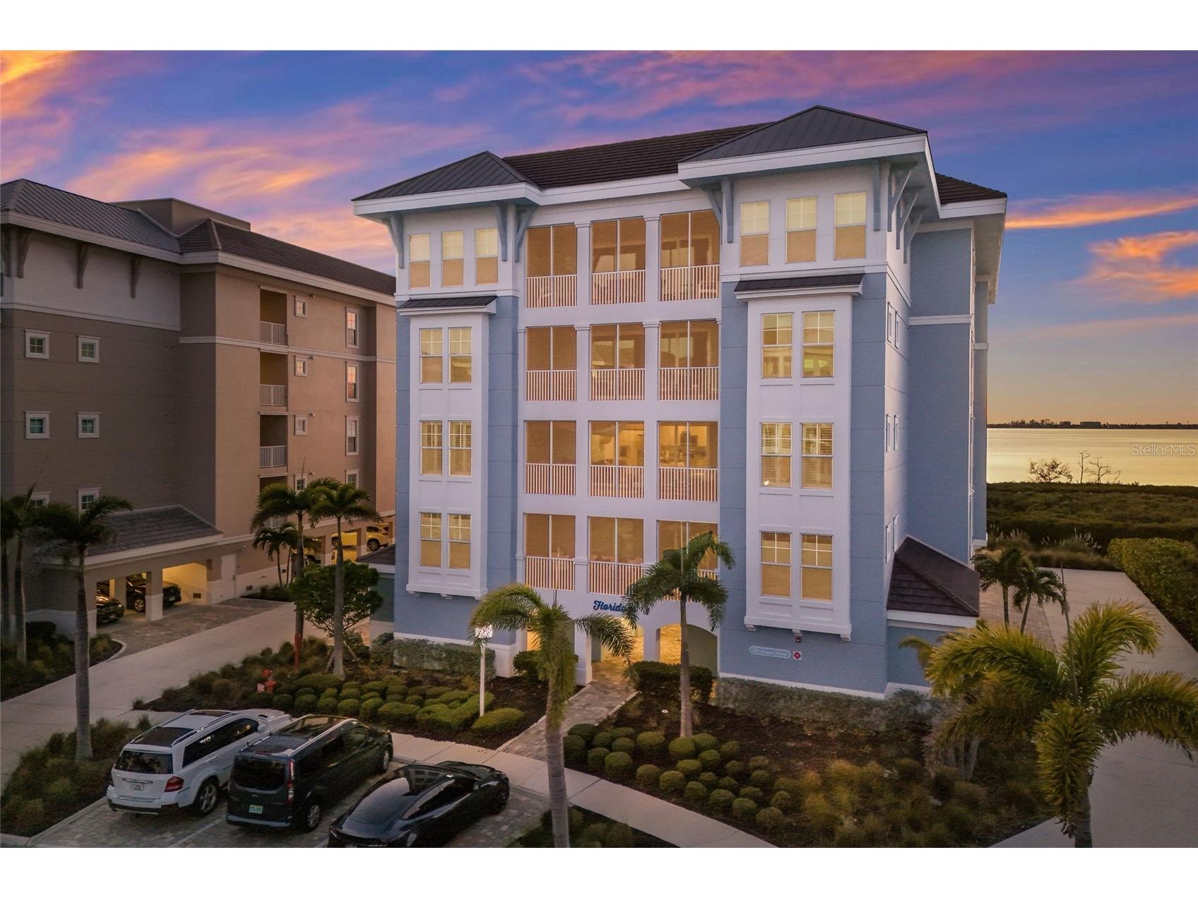 376 Aruba Circle #203 Bradenton FL 34209 A4684257 image1