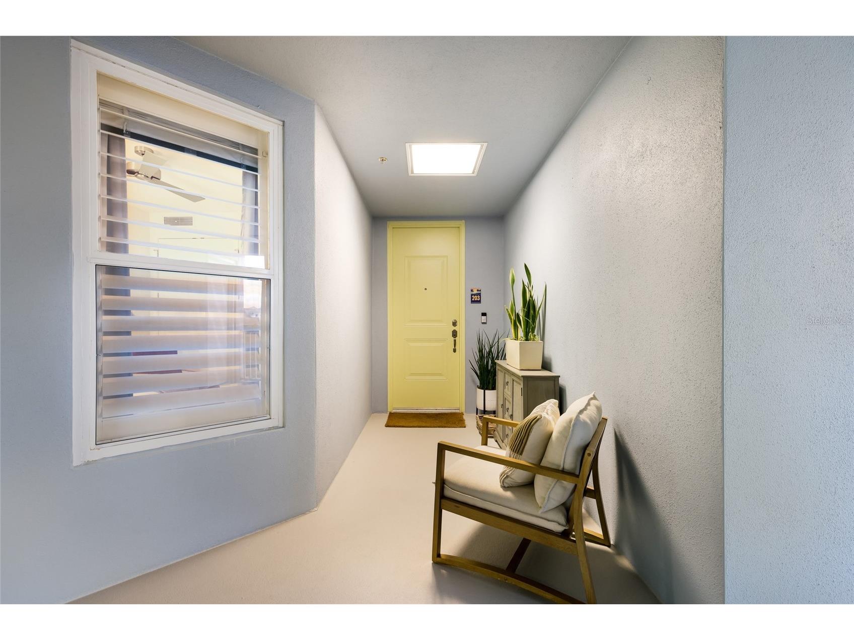 376 Aruba Circle #203 Bradenton FL 34209 A4684257 image3