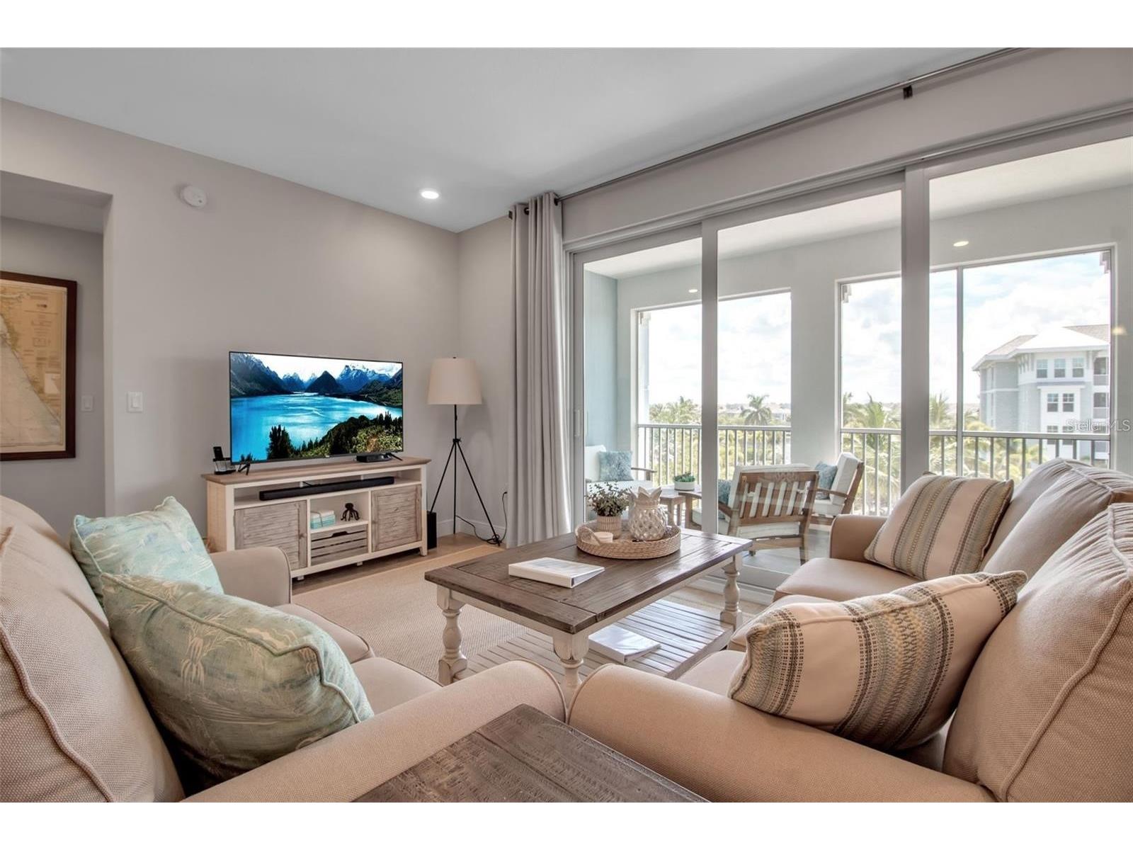 376 Aruba Circle #301 Bradenton FL 34209 A4688563 image26