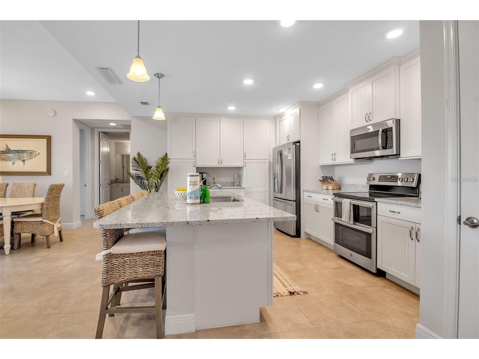 376 Aruba Circle #301 Bradenton FL 34209 A4688563 image32