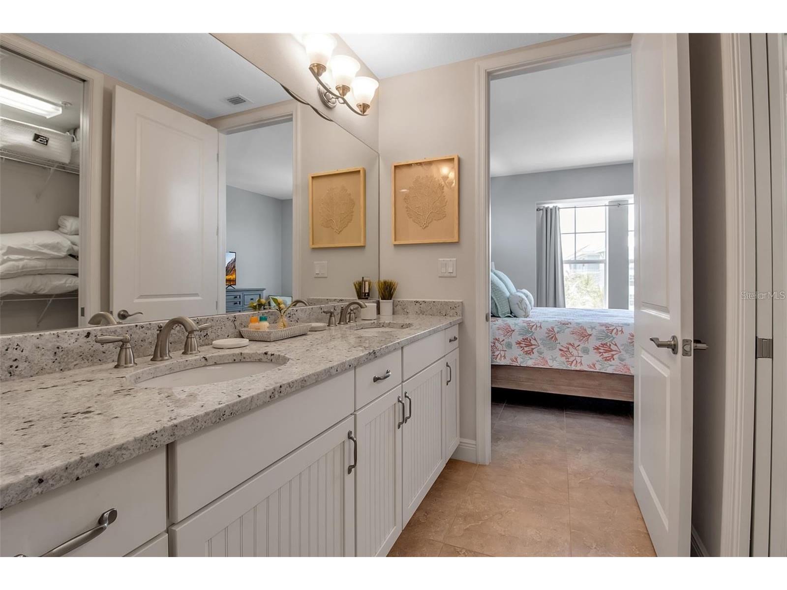 376 Aruba Circle #301 Bradenton FL 34209 A4688563 image36