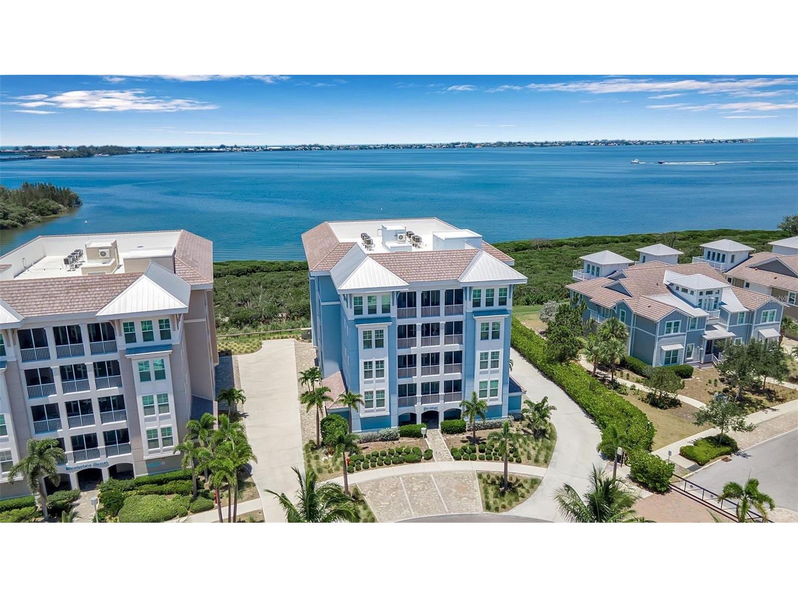 376 Aruba Circle #301 Bradenton FL 34209 A4688563 image5