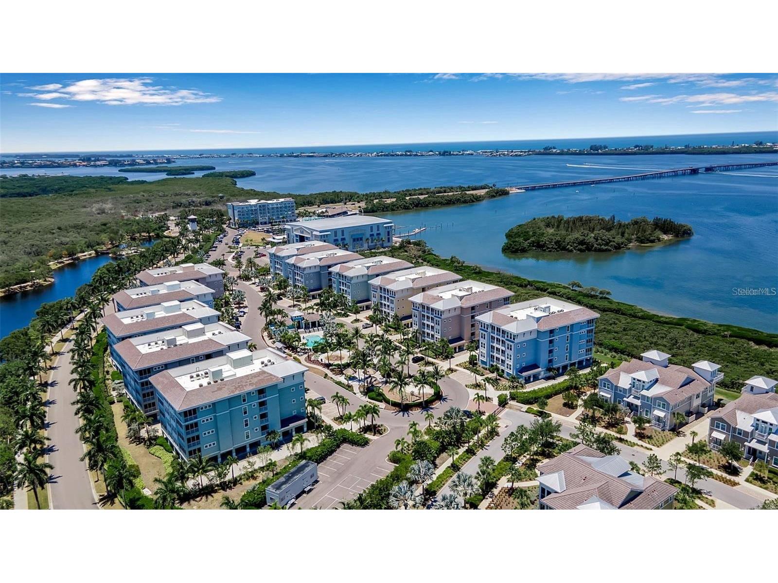 376 Aruba Circle #301 Bradenton FL 34209 A4688563 image8