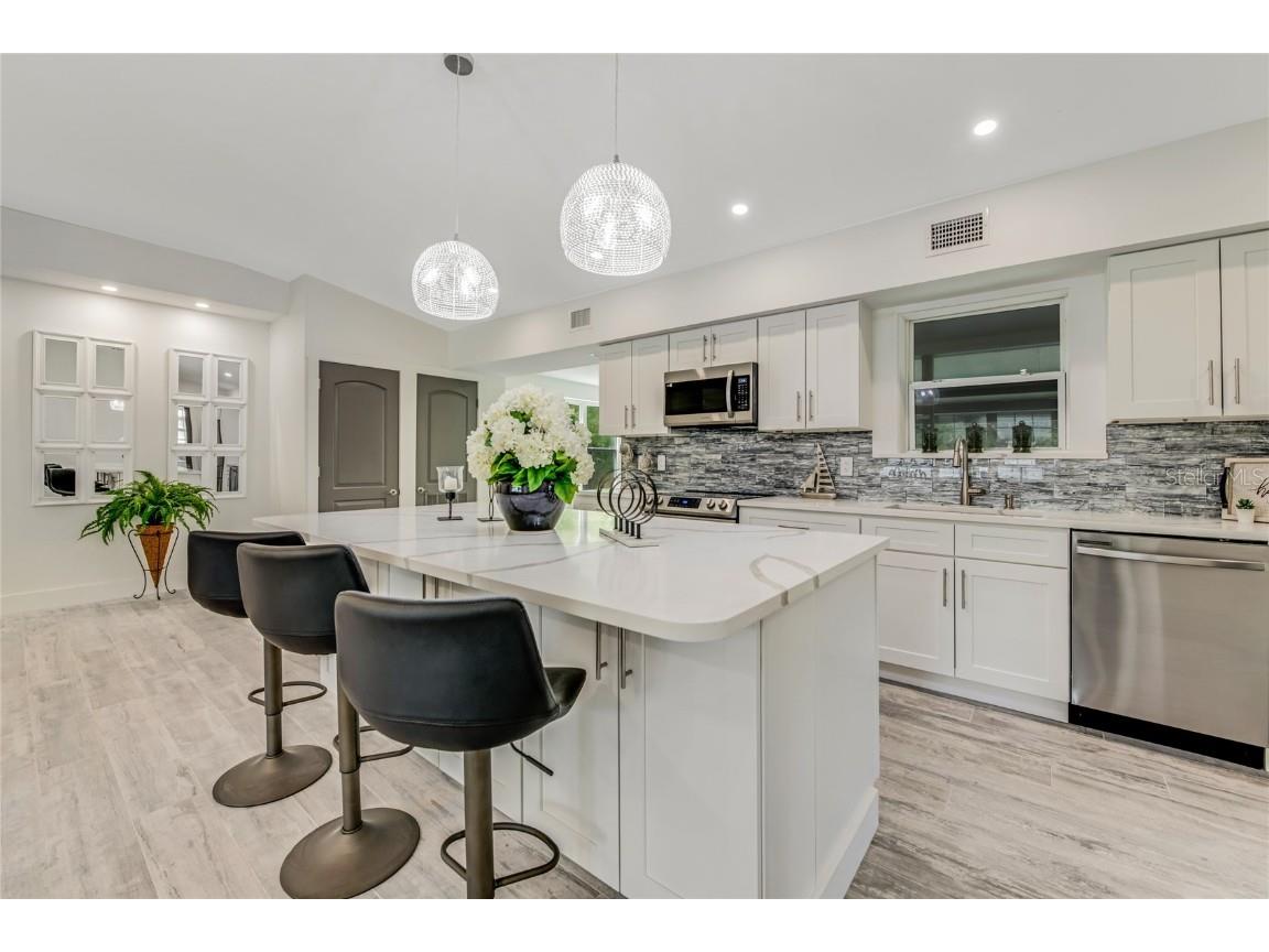 376 N Ridgewood Avenue Ormond Beach FL 32174 FC291196 image1