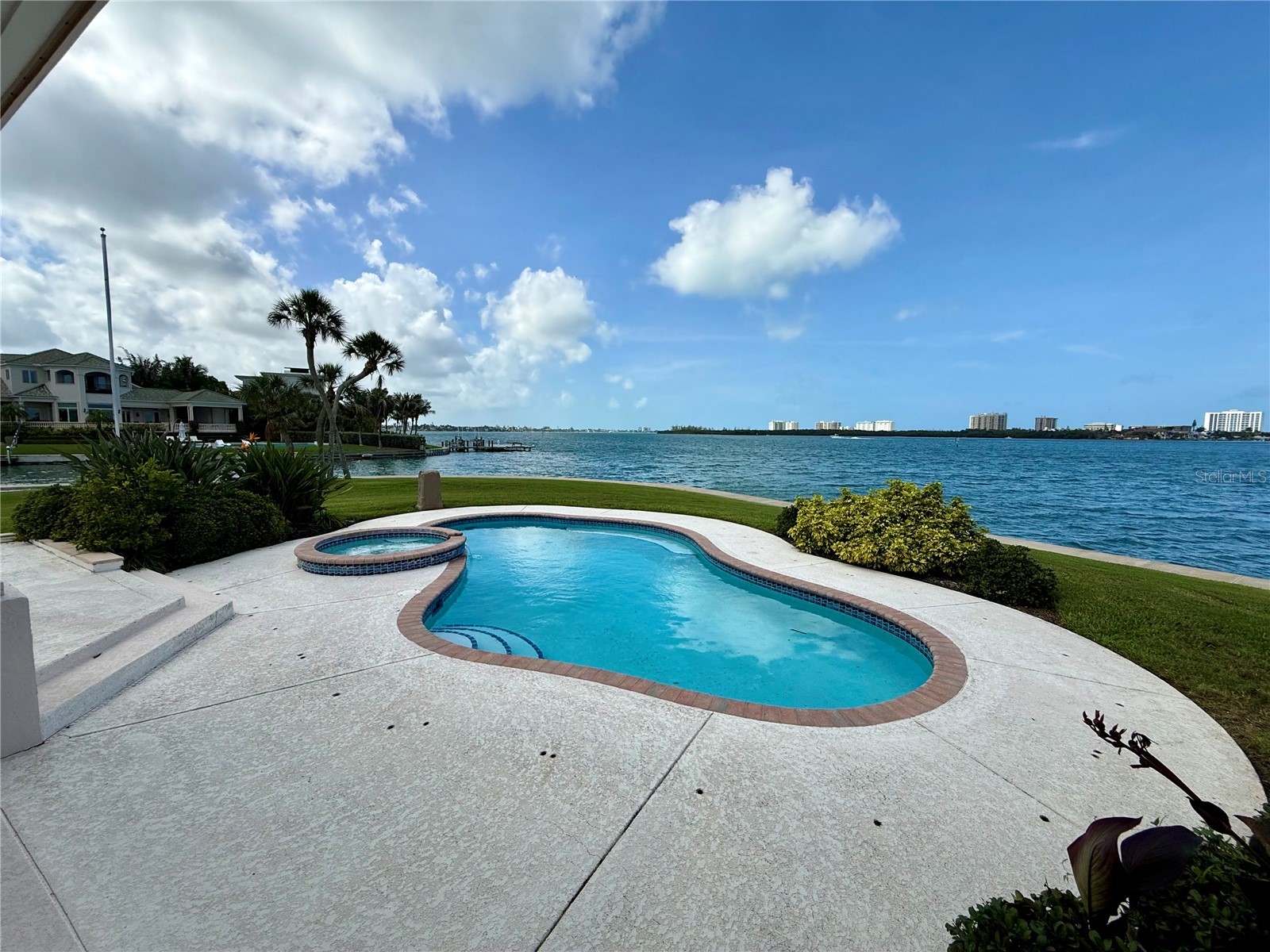 376 W Royal Flamingo Drive Sarasota FL 34236 A4694844 image33