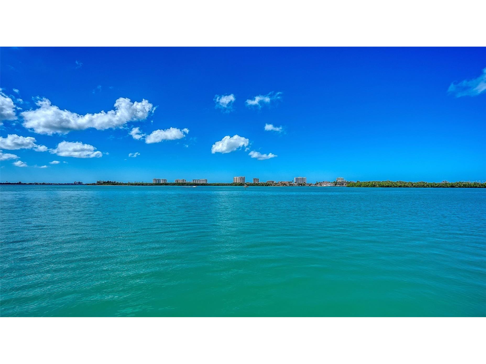 376 West Royal Flamingo Drive Sarasota FL 34236 - SARASOTA BAY A4684376 image2