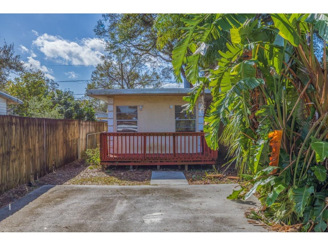 3760 1/2 58th Avenue N Saint Petersburg FL 33714 U8187464 image1